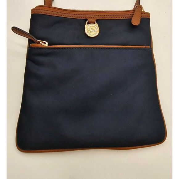 Michael Kors Navy & Brown Crossbody Bag With Zip Closure with COA - Picture 1 of 12